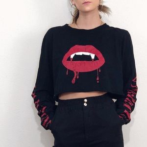 Bite me tee <3